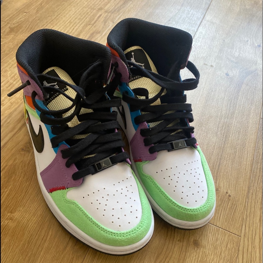 Jordan 1 mids multi-color